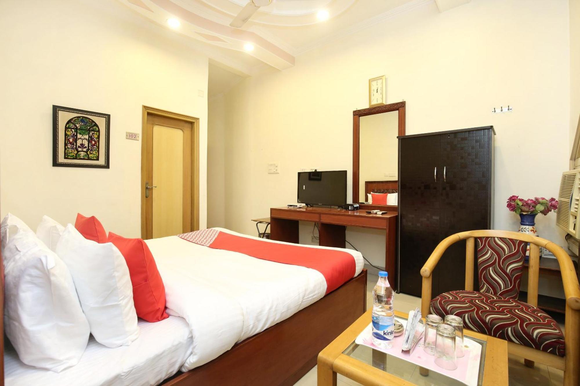 Hotel O Le Bon Ton Ludhiana Exterior foto